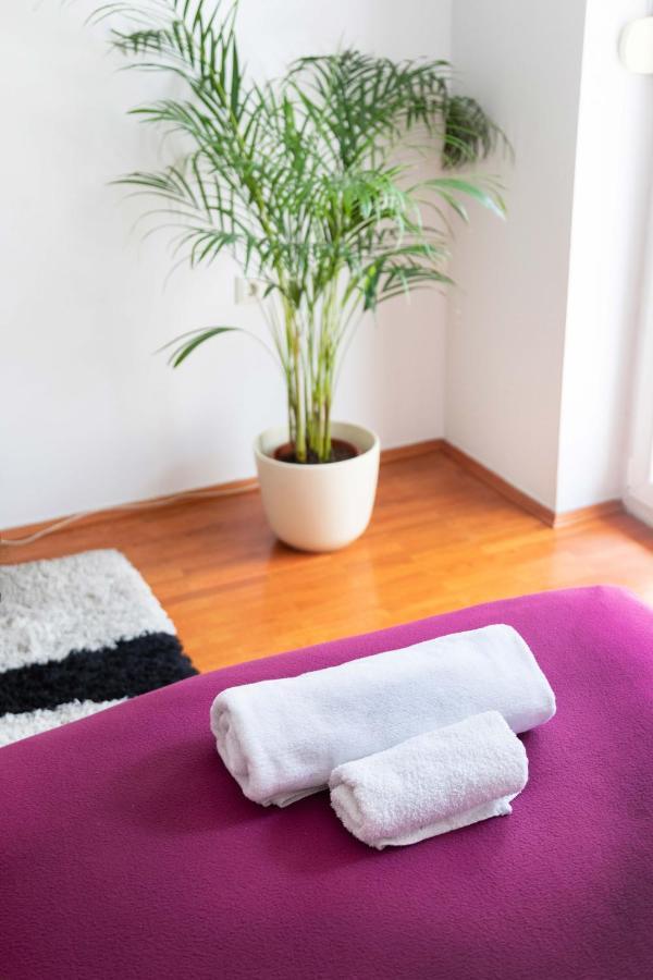 Bright 2Bdr Apartment With A Balcony Zagreb Bagian luar foto